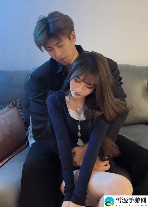  男生和女生一起差差，网友：这才是青春的模样！