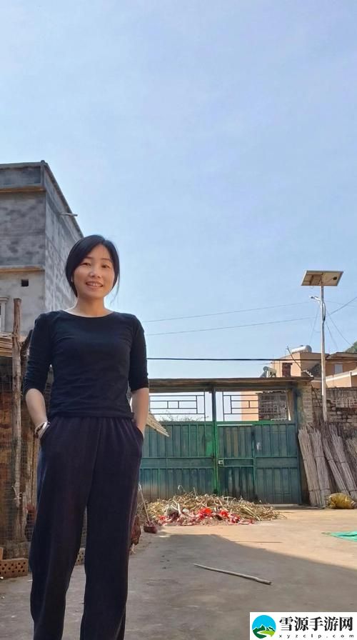 兰姨捂着嘴怕发出声音吵到，究竟是什么让她如此紧张？