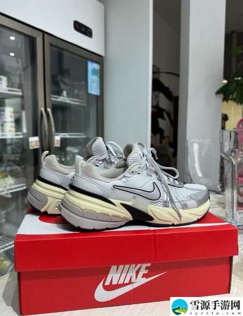 成品视频nike1688，网友：真实体验与时尚运动的完美结合