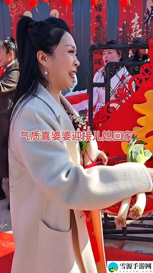  儿媳妇瞒着丈夫接婆婆回家，背后究竟隐藏着怎样的家庭秘密？