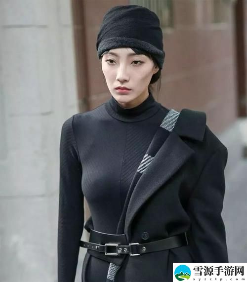 为什么“Alexanderwang妈妈”成为现代时尚界的标志性人物？