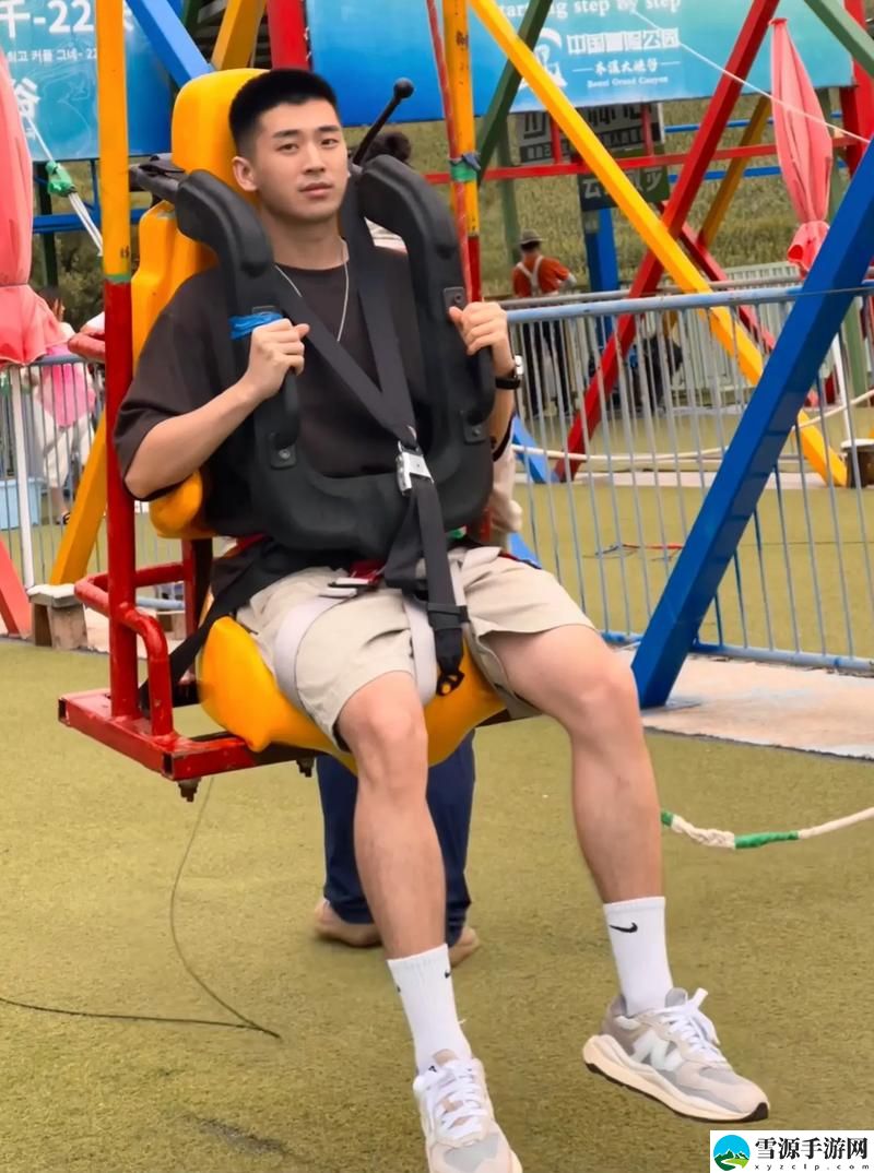 GaryWayne男男上线，网友热议：