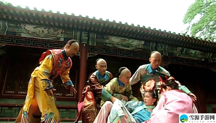 乾隆马背上要小燕子，平台：古典文学与现代视角的交融