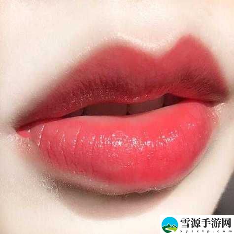 ysl水蜜桃口红色60101，用户热议：桃色诱惑与时尚风潮的完美结合