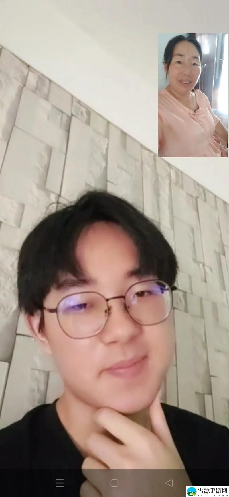 臭小子快拔出来我是你嫲视频：爱与责任的交织